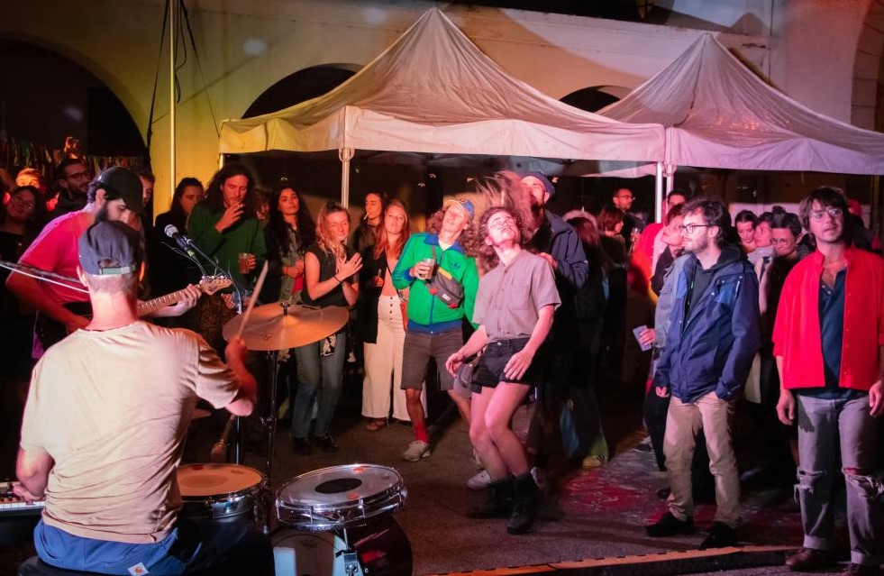Concert Before Talbot Machine