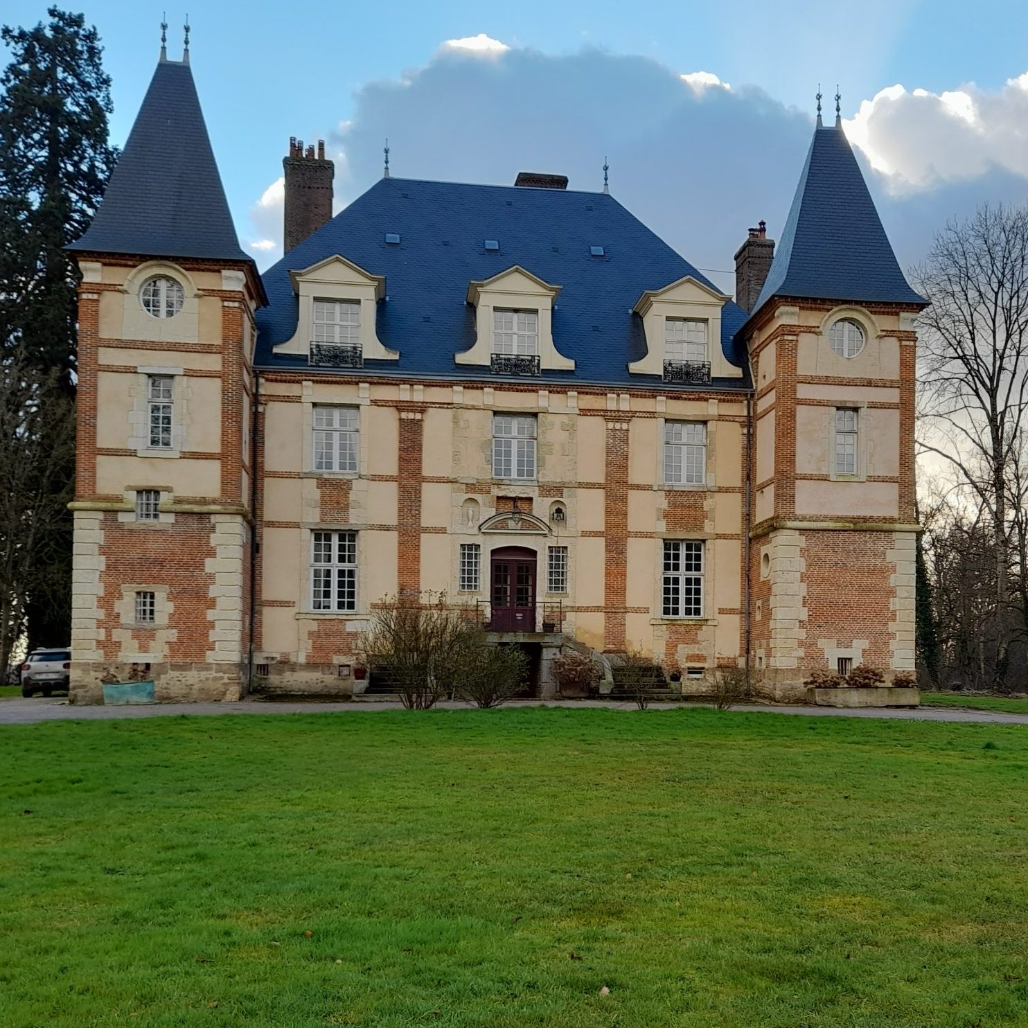P23 CHATEAU FALANDRE scaled e1704985223718